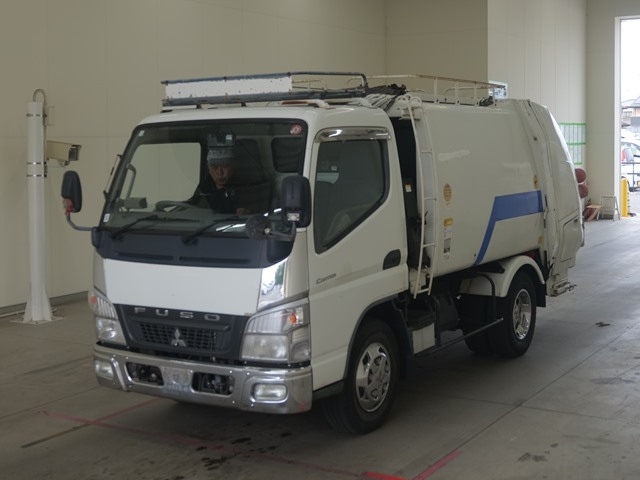 MITSUBISHI CANTER 2010