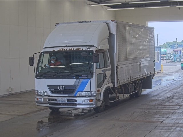 NISSAN CONDOR 2006