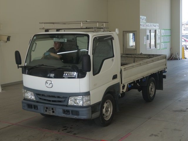 MAZDA TITAN 2005