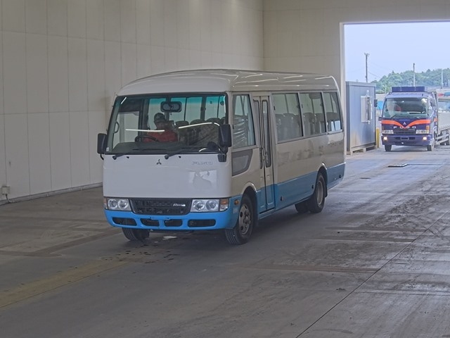 MITSUBISHI BUS 2012