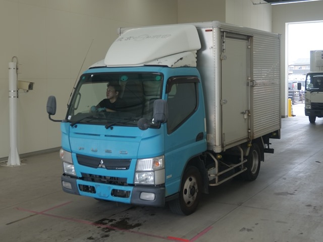 MITSUBISHI CANTER 2012