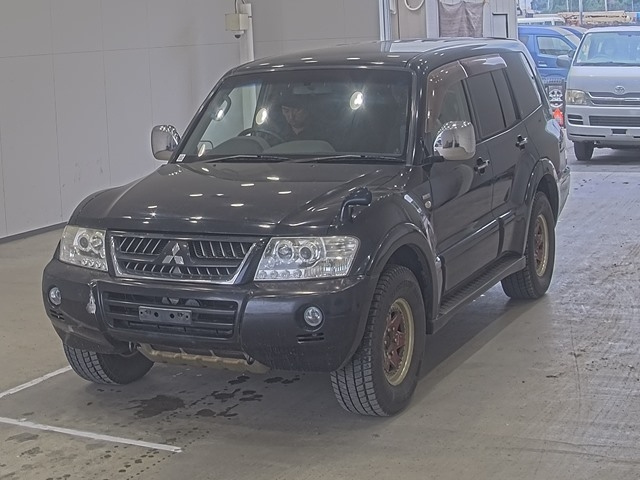 MITSUBISHI PAJERO 2005