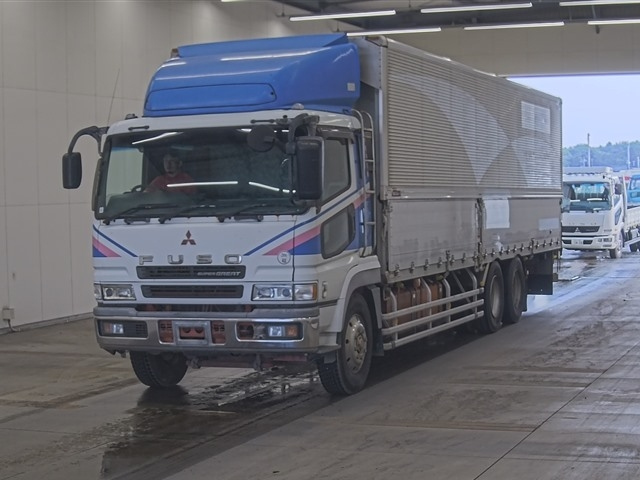 MITSUBISHI SUPER GREAT 2005