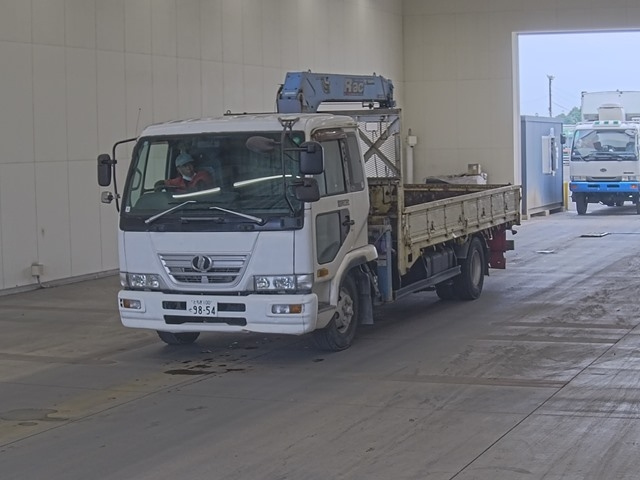 NISSAN CONDOR 2005