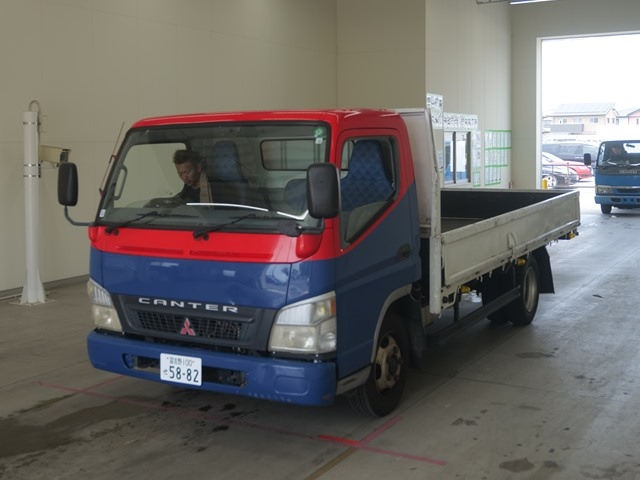 MITSUBISHI CANTER 2005