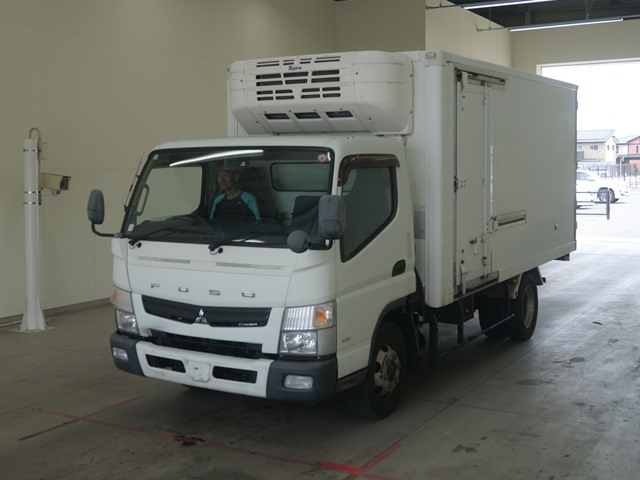 MITSUBISHI CANTER 2016