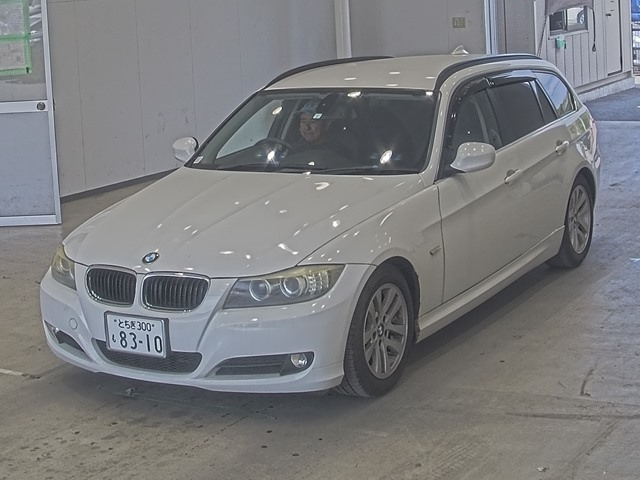 BMW 3 SERIES 2010
