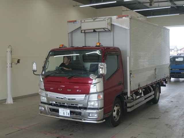 MITSUBISHI CANTER