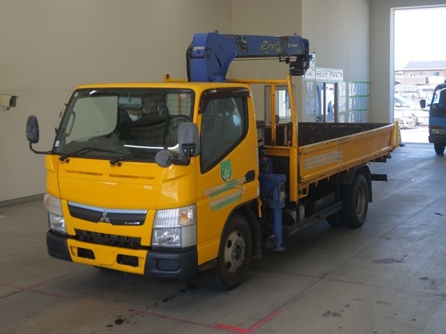 MITSUBISHI CANTER 2019