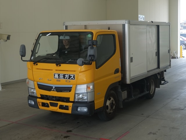 MITSUBISHI CANTER 2019