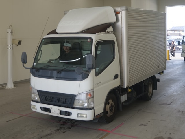 MITSUBISHI CANTER 2009