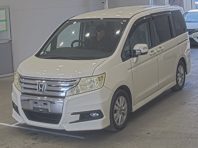 HONDA STEP WAGON 2010