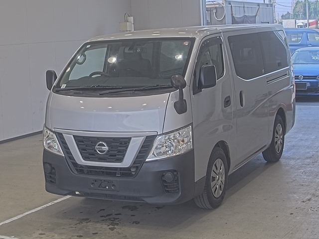 NISSAN CARAVAN VAN 2018