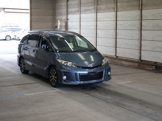 TOYOTA ESTIMA 2012