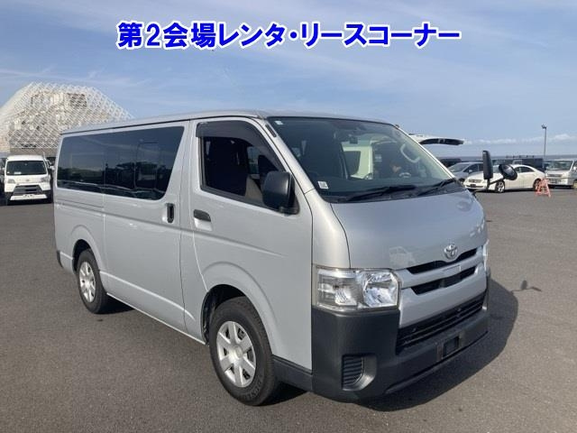 TOYOTA HIACE VAN 2019