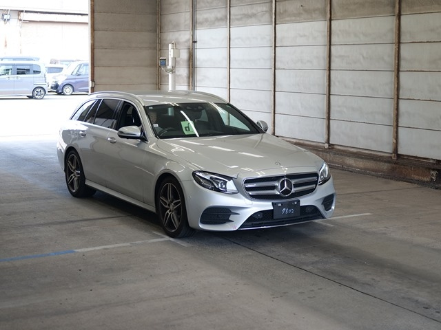 MERCEDES BENZ E CLASS WAGON 2017