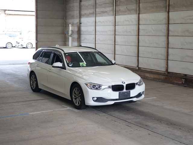 BMW 3 SERIES 2014