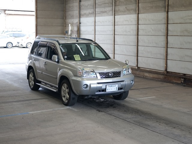 NISSAN X-TRAIL