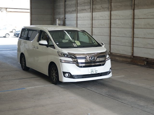 TOYOTA VELLFIRE 2017