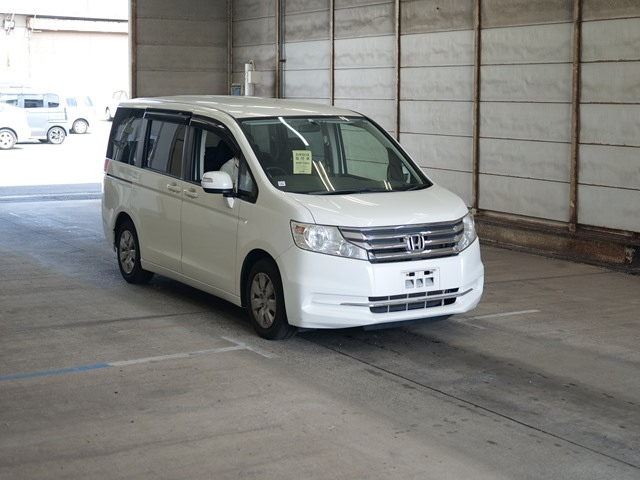 HONDA STEP WAGON 2014