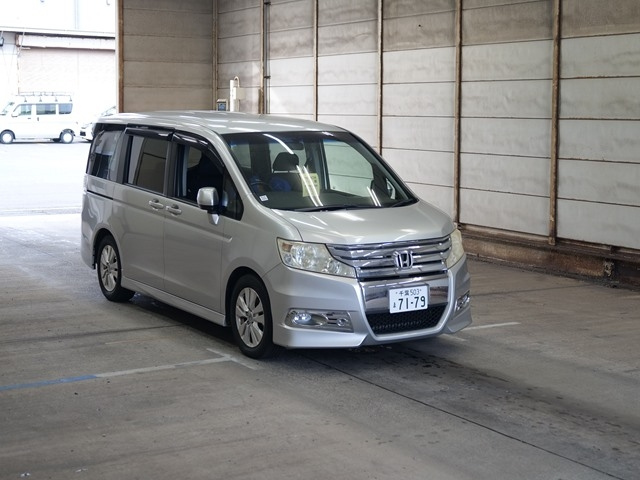 HONDA STEP WAGON 2009