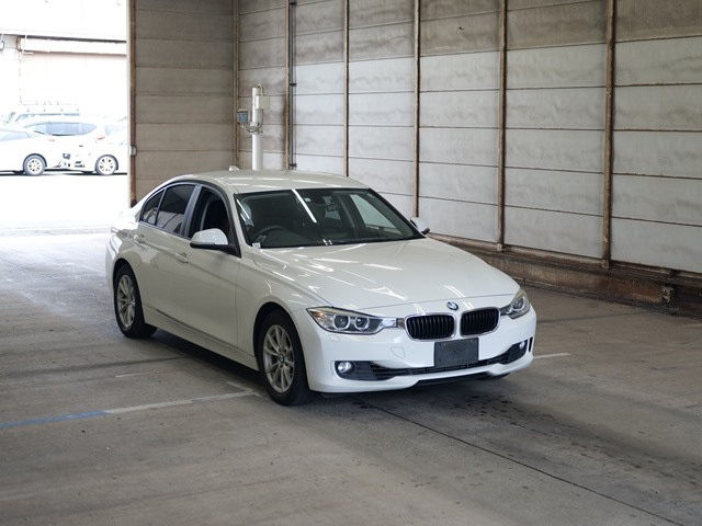 BMW 3 SERIES 2012