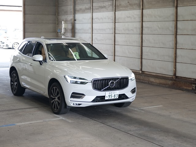 VOLVO XC60 2021