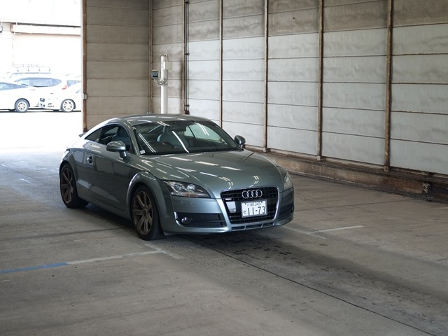 AUDI TT