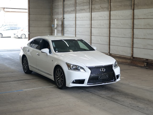 LEXUS LS 2012