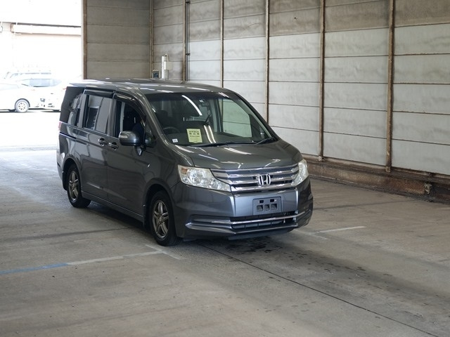 HONDA STEP WAGON 2012
