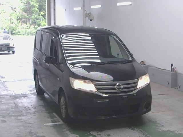 NISSAN SERENA 2012