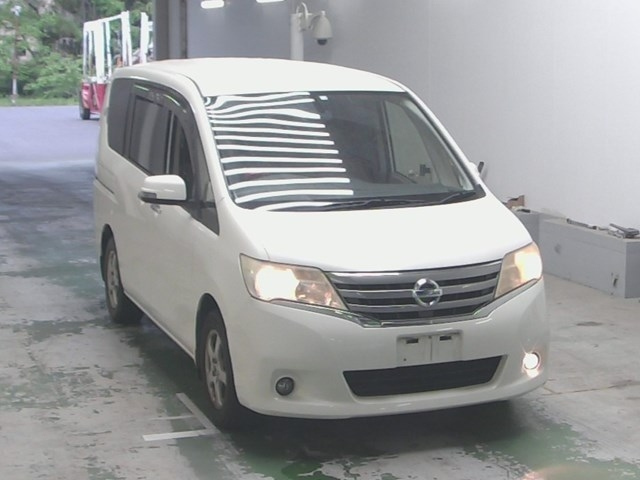 NISSAN SERENA 2012
