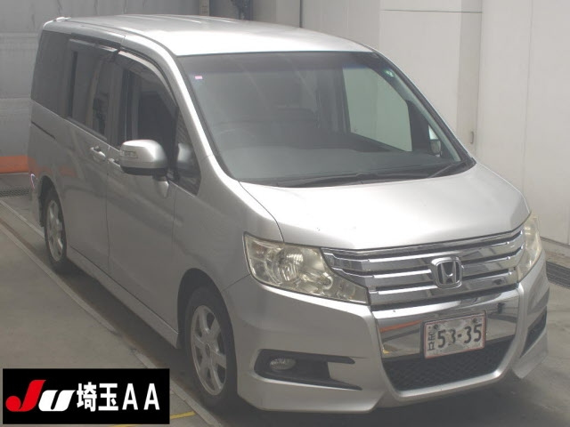 HONDA STEP WAGON 2010