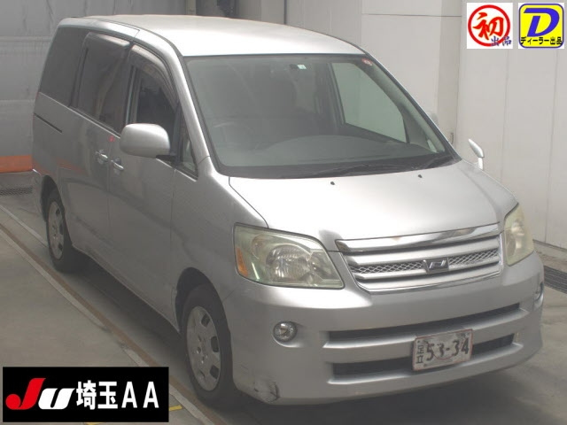 TOYOTA NOAH 2006