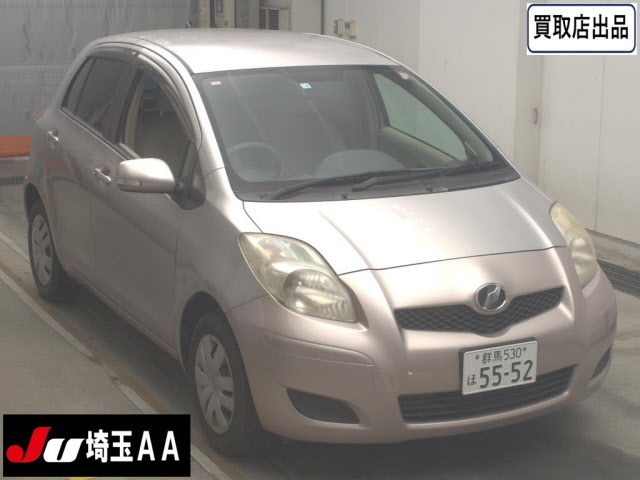 TOYOTA VITZ 2010