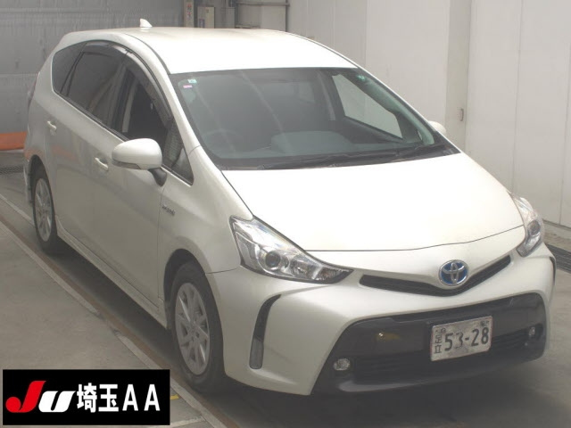 TOYOTA PRIUS ALPHA 2016