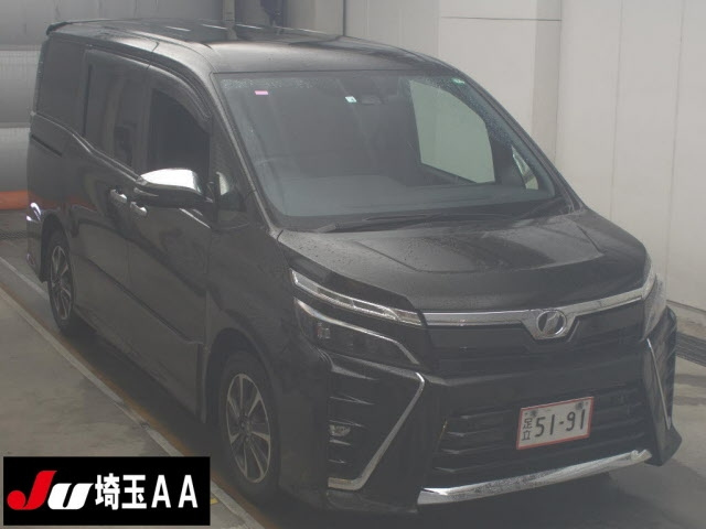 TOYOTA VOXY 2020