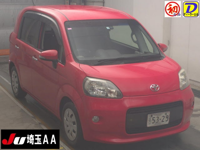 TOYOTA PORTE 2013