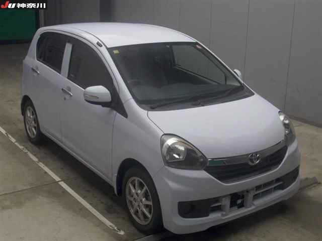 TOYOTA PIXIS EPOCH