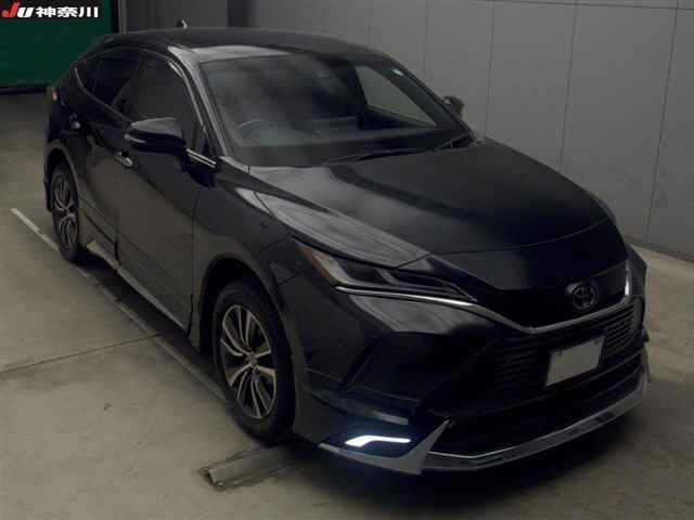 TOYOTA HARRIER 2022
