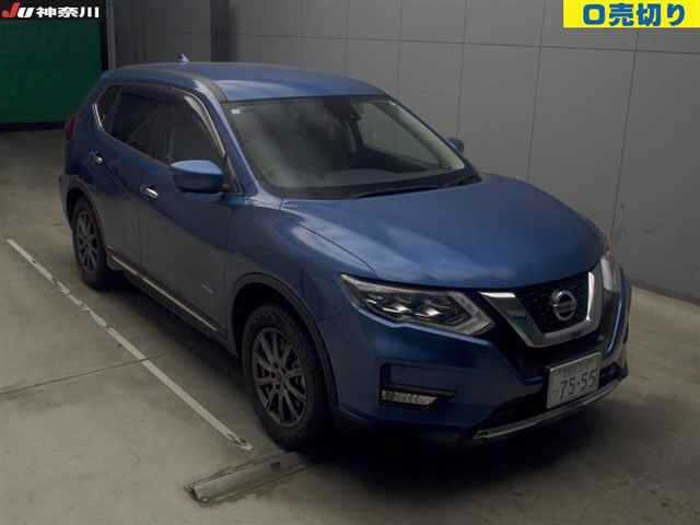 NISSAN X-TRAIL