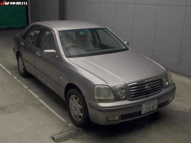 TOYOTA PROGRES 2005