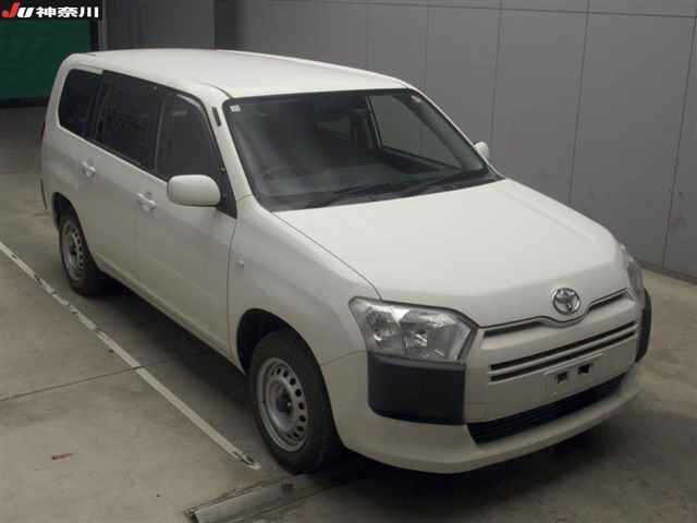 TOYOTA SUCCEED