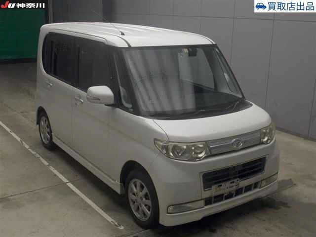 DAIHATSU TANTO 2008