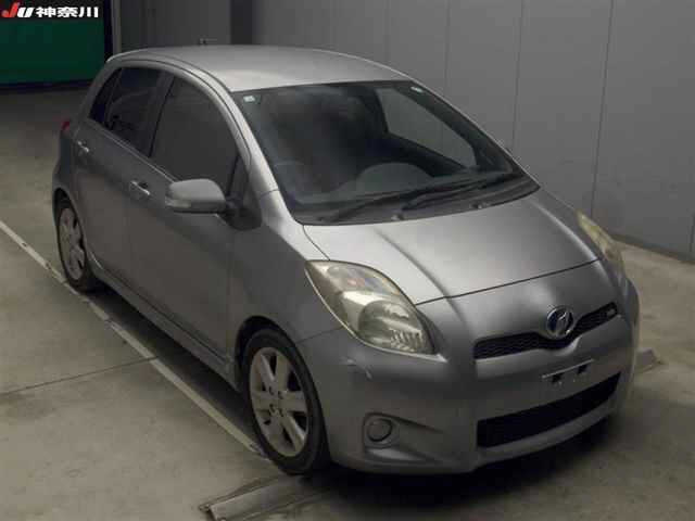 TOYOTA VITZ 2008