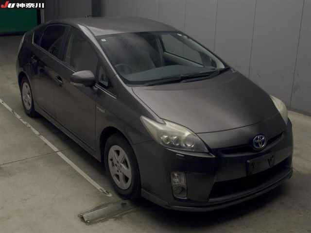 TOYOTA PRIUS 2011