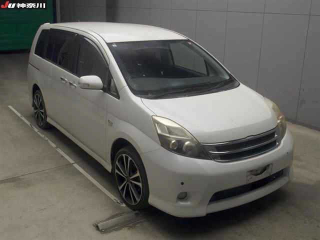 TOYOTA ISIS 2012