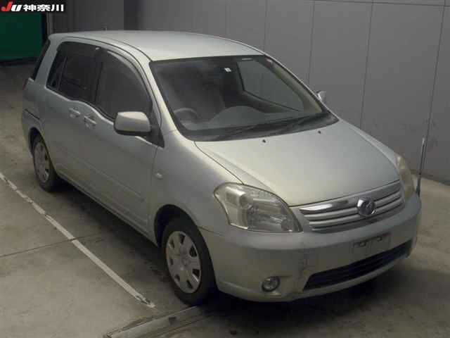 TOYOTA RAUM 2008