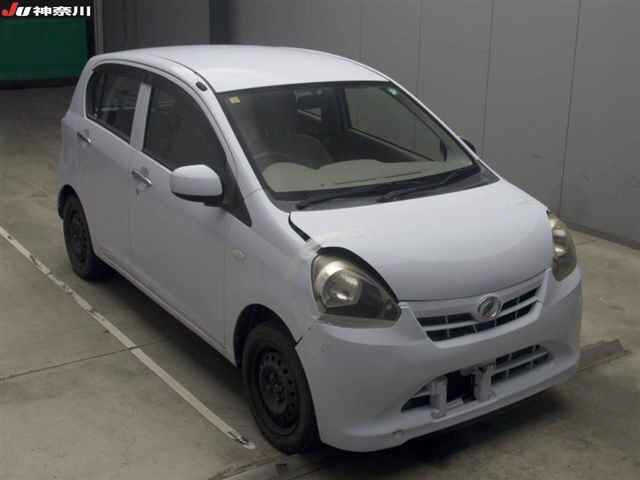 DAIHATSU MIRA E S 2012