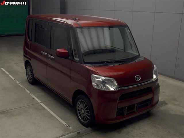 DAIHATSU TANTO 2017